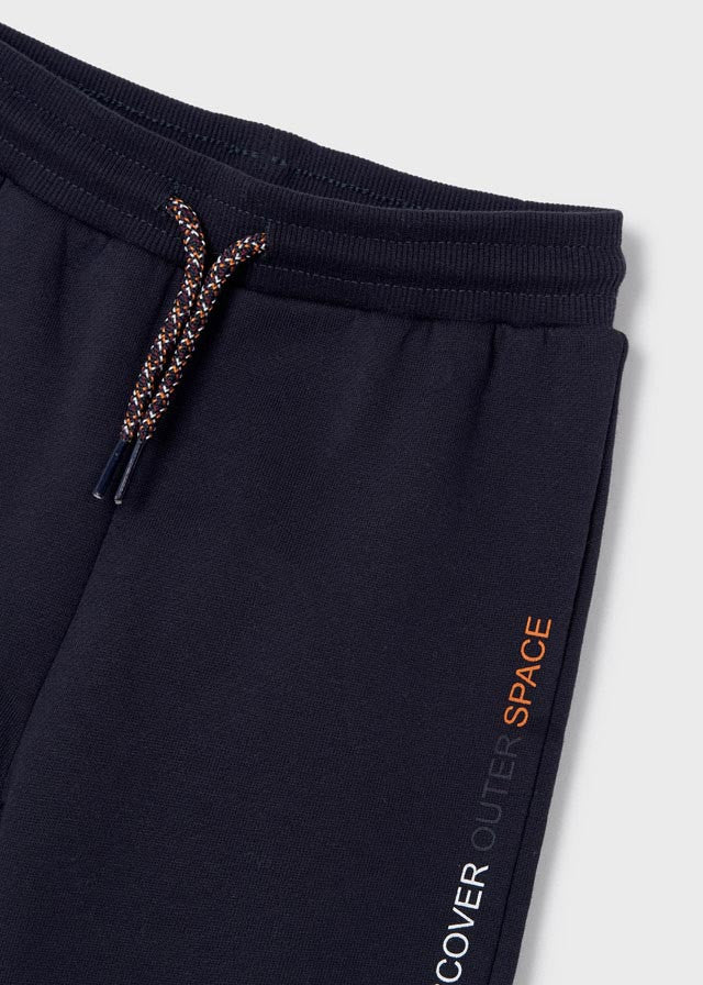 Dres z bluzą z kapturem