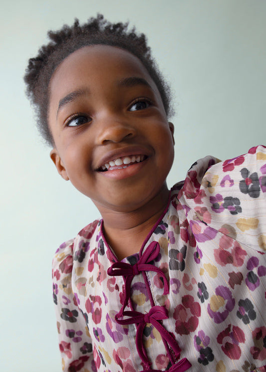 Sukienka plisowana wzory - Wiśniowy