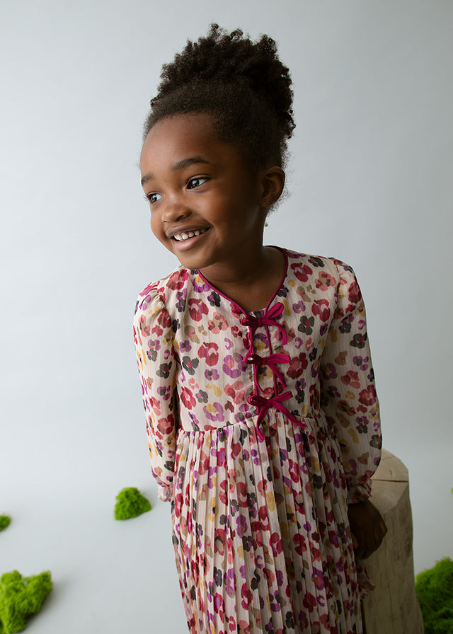 Sukienka plisowana wzory - Wiśniowy